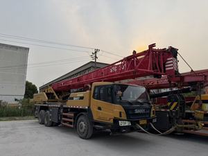 Grue mobile d'occasion SANY STC250T5 de 25 tonnes, qualité supérieure, avec flèche à 3 sections, moteur et boîte de vitesses, livraison rapide en Irak - Product Image 2