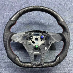 Volante Deportivo de Fibra de Carbono con Cuero Perforado YTcarbon en Oferta para VW Tiguan MK2 R Line Allspace - Product Image 1