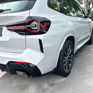 สติ๊กเกอร์ตกแต่งมุมกันชนหลัง BMW X3 G01 LCI M Sport ปี 2022+ สีดำเปียโนลายคาร์บอนไฟเบอร์แบบมีกาวในตัว ชุดแต่งตัวถังรถยนต์ - Product Image 1