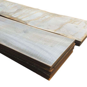 Fabricant d'acier chinois, <span class=keywords><strong>plaque</strong></span> en acier au carbone à damier, <span class=keywords><strong>plaque</strong></span> gaufrée 6m pour le revêtement de sol, entrepôt, renforcement du béton, cadre de travail - Product Image 1