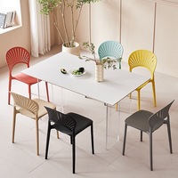 Sortie d'usine tout en plastique coloré salle à manger café hôtel Restaurant chaise empilable PP extérieur chaise de café