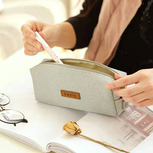 حقيبة أقلام قماشية كبيرة السعة قابلة للتخصيص، حافظة مستطيلة بسيطة بسحاب للطلاب، حقيبة أقلام من البوليستر مع إمكانية وضع شعار - Product Image 3