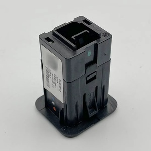 735600659 Port de charge Pièce de sortie USB pour Jeep Renegade Compass 2016-2021 - Product Image 4