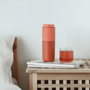 2022 boccette e thermos per vuoto da 400ml di marca di design all'ingrosso bollitori elettrici portatili con tazza da viaggio con Display della temperatura