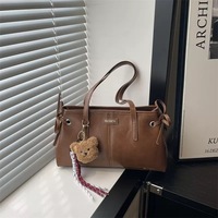 Tas Bahu Wanita Kulit PU Berkualitas Tinggi Tas Ketiak Kapasitas Besar Modis Tas Desainer Warna Solid Sederhana