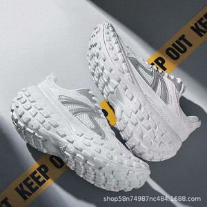 Zapatillas Chunky Vintage Desgastadas para Hombre, con Suela de Neumático que Aumenta la Altura, Estilo Rocker, Calzado Casual Urbano, Zapatos de Papá - Product Image 4