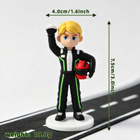 Cartoon-Jungen Geburtstagstorten-Dekoration, Cartoon-Rennfahrer Kart-Puppen-Set, Schwarze F1-Auto-Themen-Tortendekoration