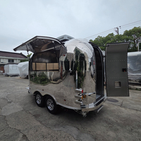 Remorque de restauration mobile en acier inoxydable pour pizzas, hamburgers, café, Chuck Wagon, Food Truck