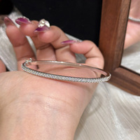 Bracelets de mode en laiton sans nickel hypoallergénique d'élégance discrète et polyvalente minimaliste pour les femmes