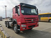 Camion tracteur SINOTRUK HOWO ZZ4257N3247D1 6x4 avec pièces de rechange