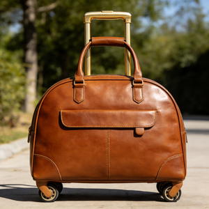Sac de voyage vintage personnalisé en cuir véritable avec roulettes, forme arquée, pour voyage d'affaires - Product Image 1