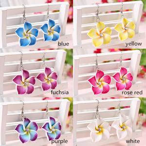 Boucles d'oreilles hawaïennes Plumeria gouttes de fleurs tropicales <span class=keywords><strong>Rubra</strong></span> avec zircon cubique bijoux Luau légers pour la fête - Product Image 5