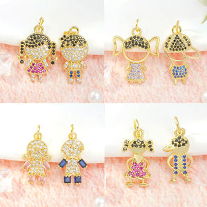 Collana con Ciondolo Trendy per Bambini Placcata Oro 18k con Smalto e Micro Pavé di Zirconi Cubici, Gioielli per Bambini - Product Image 6