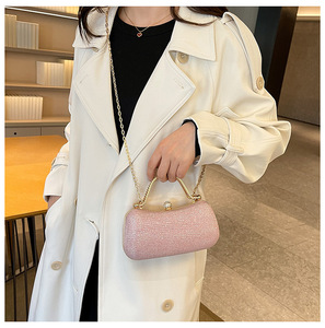 PLAYMAX Sacs de soirée pour femmes en polyester, motif classique de luxe, vente en gros, sacs à bandoulière, mini-sacs à main avec chaîne et fermeture magnétique - Product Image 3