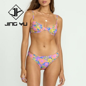 Traje de Baño de Nailon Reciclado Personalizado con Estampado Floral y Aro, con Cierre de Gancho en la Espalda, OEM - Product Image 3