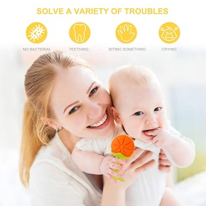 Jouet de dentition en forme de fruit <span class=keywords><strong>pour</strong></span> bébé en silicone de qualité alimentaire <span class=keywords><strong>pour</strong></span> nouveau-né sucette en silicone souple sans BPA jouets à mâcher de dentition hochets - Product Image 2
