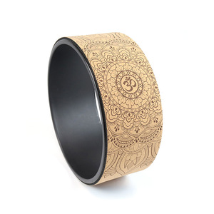Rueda de yoga Yongjin de corcho con diseño de Om Mandala para apertura de espalda y hombros, equipo de ejercicio de Pilates - Product Image 1