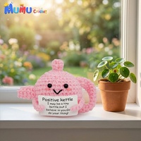 Théière en crochet faite à la main, tasse amigurumi, jouet en peluche, ornement tricoté pour la décoration de la maison, du bureau ou du bureau à domicile