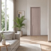 Porte intérieure insonorisée en bois grainé avec surface lisse pour la rénovation de maisons résidentielles