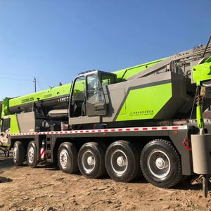 Grue sur camion d'occasion Zoomlion Officielle QY70K8C, grue mobile à flèche télescopique de 70 tonnes à vendre - Product Image 1