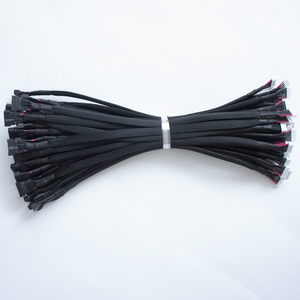Anpassbares 16-Pin Grafikkarten-Verlängerungskabel in Schwarz - Product Image 6