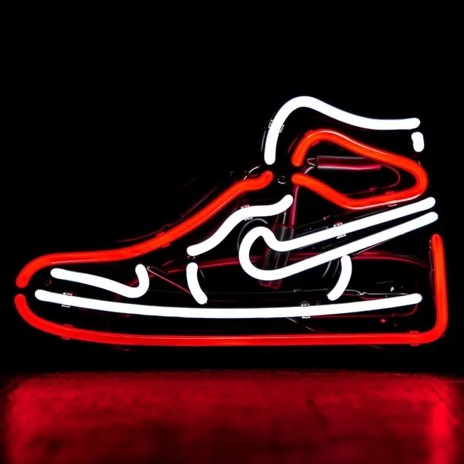 Neues Produkt Bar Mann Höhle rot Neon-Stil geätzt Acryl Logo Block Air Jordan 1 LED-Zeichen Logo Werbung beleuchtete Innen schilder