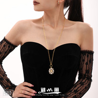 Zircon Romantique Noël Flocon De Neige Pendentif Collier En Acier Inoxydable Jumper Chaîne Europe et les États-Unis Style