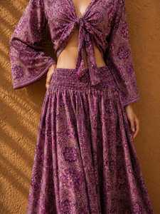 Ensemble deux pièces bohème en soie tissée à motif floral pour femme, longueur ras du sol, sans manches, coupe trapèze, lavable, idéal pour les vacances et les loisirs. - Product Image 4