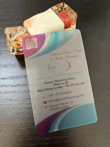 Tarjeta de Visita Inteligente RFID NFC de PVC Transparente de Lujo con Impresión Personalizada, Logotipo Serigrafiado, Magnética, Película Laminada de 0.76mm de Grosor - Product Image 6