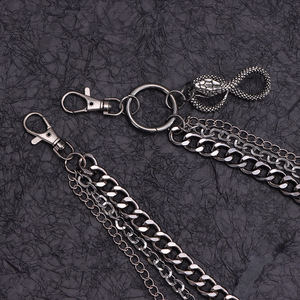 Cadena de cintura estilo punk Yueli 3D con cabeza de serpiente, vintage, desgastada, de tres capas, accesorio con colgante negro tipo pistola, multicapa - Product Image 4