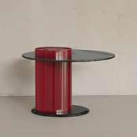 Table basse sur mesure en HDF peint avec plateau en verre moderne, base sculpturale, pour projet hôtelier au Mexique, mobilier de luxe pour hall d'entrée, salon et séjour