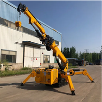 Grue araignée hydraulique 5t UCM en promotion – Mini-grue compacte avec stabilisateurs réglables