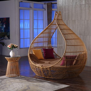 Chaise longue de piscine en rotin avec structure en aluminium pour l'extérieur - Product Image 1