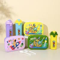Boîte à lunch rectangulaire en plastique à 3 compartiments avec motif de petit explorateur de dessin animé, avec cuillère et fourchette + ensemble bouteille d'eau 1250 ml + 650 ml