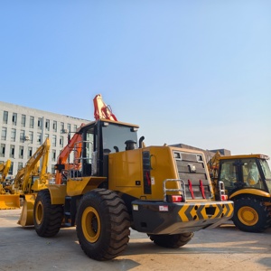 รถตักล้อยาง LW600KN เครื่องยนต์ดีเซลแท้ ชั่วโมงการทำงานต่ำ เครื่องจักรสำหรับงานหนัก กำลังแรง บุ้งกี๋ขนาดใหญ่ มีสินค้าในสต็อก - Product Image 3