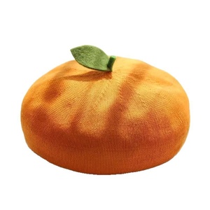 Style japonais doux fille peintre chapeau femme mignon petite feuille bourgeon <span class=keywords><strong>béret</strong></span> avec fruits pomme Orange hiver applicable en gros - Product Image 1