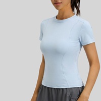 Haut de yoga à manches courtes pour femme, coupe ajustée, col rond, séchage rapide, avec coutures profilées, coupe courte, pour l'entraînement sportif
