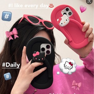 Đồ ngủ Hello Kitty bán chạy, phù hợp với ốp điện thoại Apple 15/14/13, chất liệu silicon chống rơi và ốp bảo vệ hài hước - Product Image 2