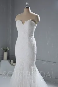 2023 New Style White Trailing Wedding Dress For Bride Off-shoulder Slim Wedding Dress Wholesale