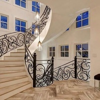 Rampe d'escalier intérieure en fer forgé décorative courbée haut de gamme du Canada / Rails en fer