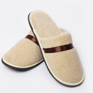 Pantuflas Desechables de Felpa de Coral para Hotel, Spa, Invitados de <span class=keywords><strong>Boda</strong></span>, Color Rosa Marrón, Interior, EVA, con Cinta, Ligeras para Verano/<span class=keywords><strong>Invierno</strong></span> - Product Image 2