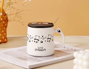 Taza de panda de dibujos animados con personalidad creativa con tapa, cuchara, taza de café de oficina, taza de bebida simple de cerámica con saludo de mano - Product Image 3