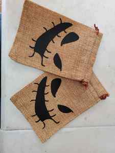 Bolsas de Regalo Ecológicas de Yute con Cordón de 13*18cm, Bolsitas de Yute para Recuerdos de Boda, para Guardar Joyas, Dulces y Pequeños Regalos - Product Image 3