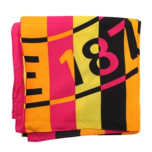 Trung Quốc Sọc Bandanas Phụ Nữ Phụ Nữ 90*90 Sang Trọng Tóc Đầu Bọc Túi 100% Chiếc Khăn Lụa Ngựa Tùy Chỉnh In Tay Cuộn Vuông Khăn - Product Image 6