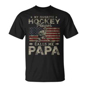 Camiseta con la frase "Mi jugador de hockey favorito me llama papá", regalo para el Día del Padre - Product Image 1