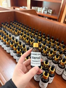 マッサージ療法用高純度化粧品グレードマッサージオイルNeroliエッセンシャルオイル肌保湿ボディオイル - Product Image 6