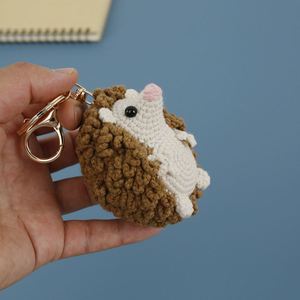 Juguetes de ganchillo al por mayor, muñecos de peluche de erizo pequeños, llaveros de animales de peluche, juguetes de ganchillo Amigurumi - Product Image 1