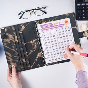 Système d'enveloppes cadeaux <span class=keywords><strong>pour</strong></span> le Défi 100 Jours avec couverture en similicuir, 50 feuilles à reliure à anneaux <span class=keywords><strong>pour</strong></span> la planification budgétaire en espèces - Product Image 2