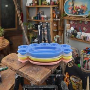 Palette de mélange en <span class=keywords><strong>plastique</strong></span> colorée et durable avec protection en film PE Little Feet pour peintures à l'aquarelle, acrylique et <span class=keywords><strong>gouache</strong></span> – Artisanat artistique - Product Image 3