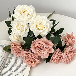 Bouquet de roses artificielles 7 têtes, fleurs en soie couleur cappuccino, pour mariage, décoration intérieure, fait main - Product Image 1